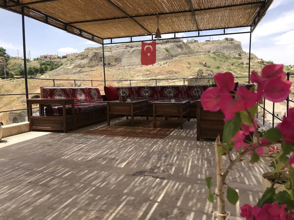 RZA Cave Hotel