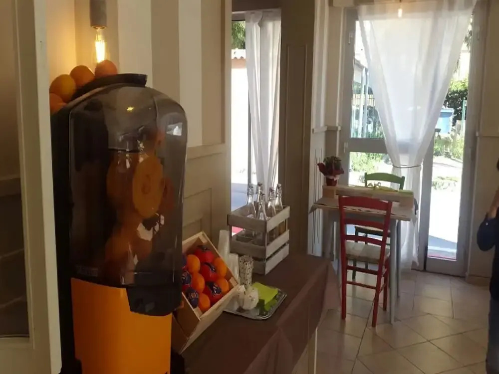 Hotel Raphael