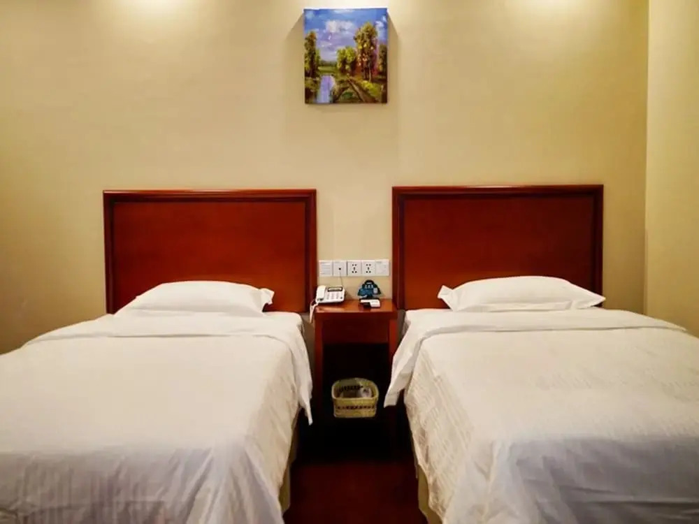 GreenTree Inn XuZhou Pizhou Railway Station Jiefang West Road Hotel
