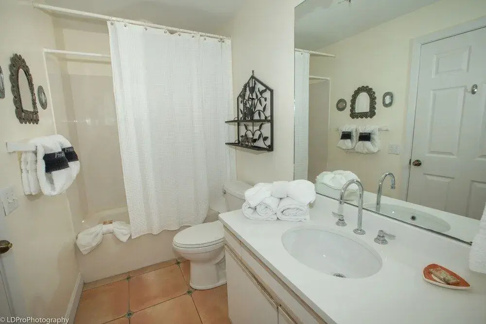 Oceania 207 3 Bedroom Condo by RedAwning