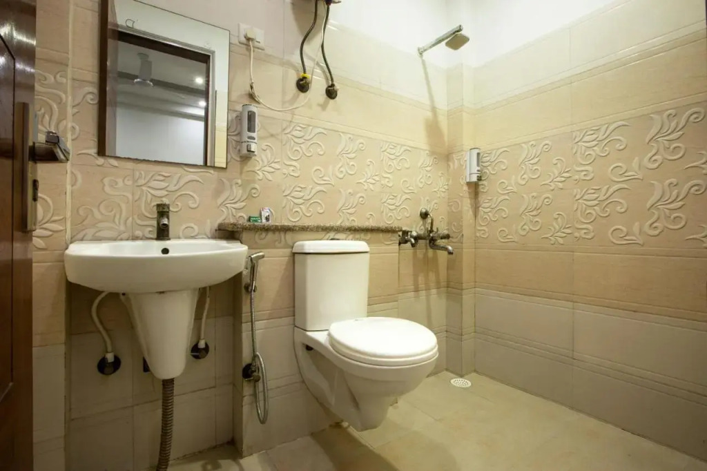 Glinzer Noida