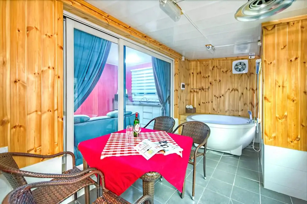 Yeongwol Atlantis Pension