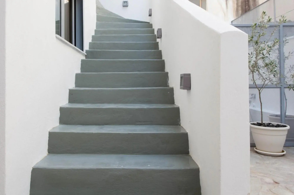 Spacious 4BR House Near Acropolis Roof Garden 12 Guests