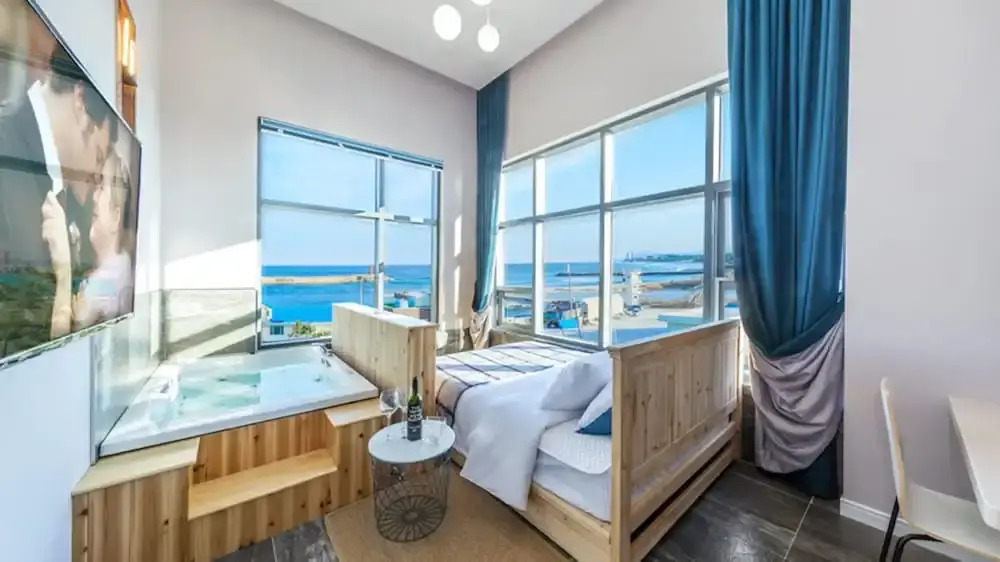 Gangneung Pier 86 Spa Pension