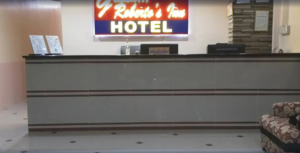 Grand Robertos Inn