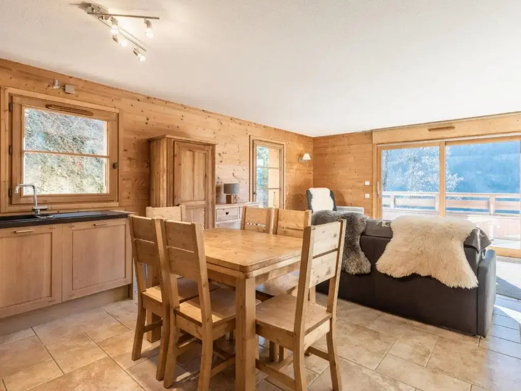 Appartement La Clusaz, 4 pièces, 8 personnes - FR-1-304-237