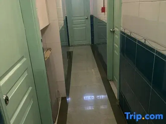 New Mandarin Hotel