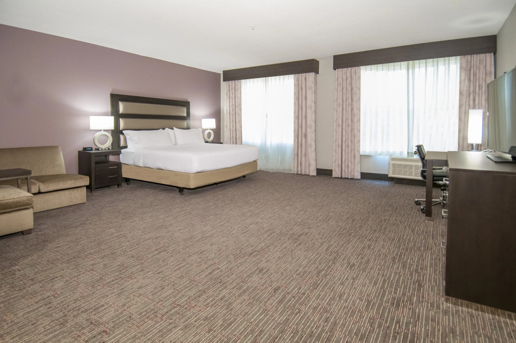 Holiday Inn - New Orleans Airport North by IHG