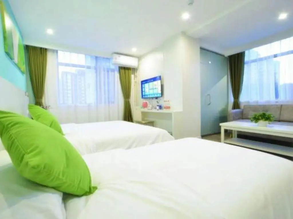 Shell Beijing Daxing District Jiugong Hongxing Street Hotel