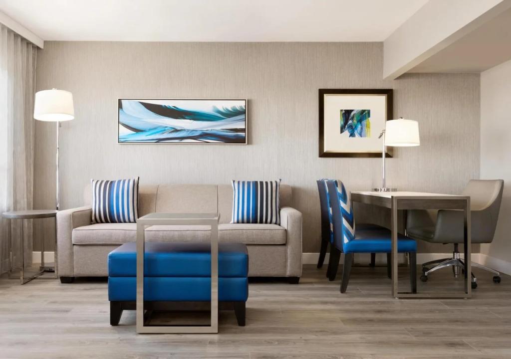 Embassy Suites By Hilton Toronto Airport