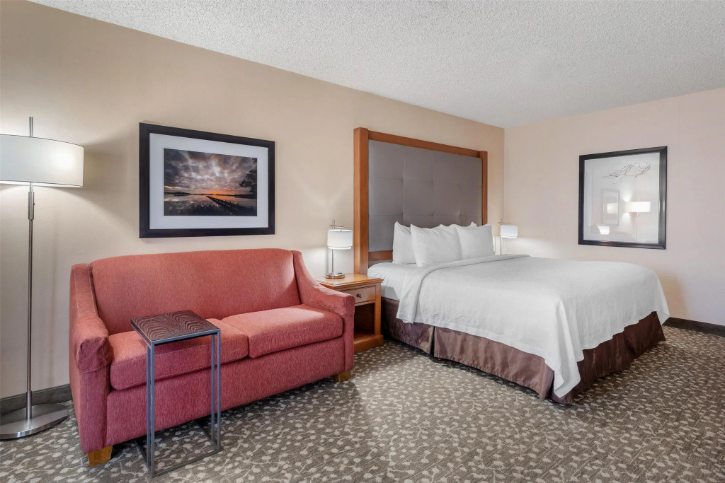 Best Western Plus Oak Harbor Hotel & Conference Center