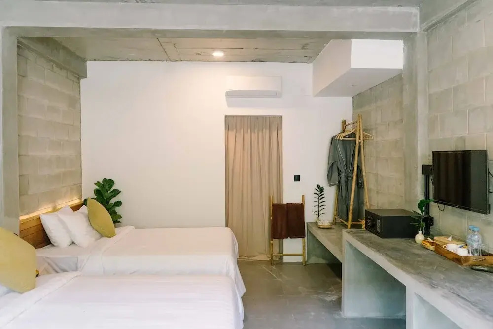 Larimar Hotel & Resort