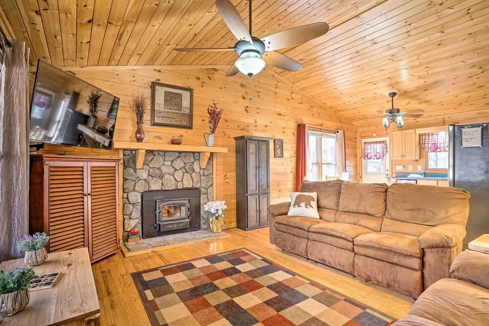 'serenity Cabin' w/ Furnished Deck