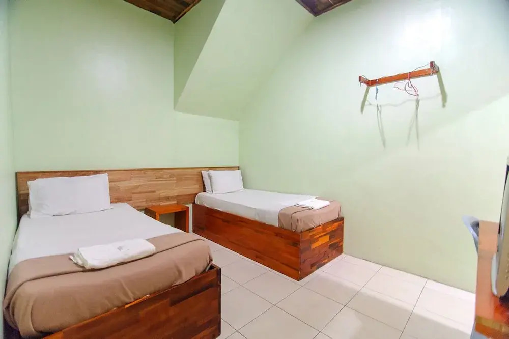 Y&Z Hotel
