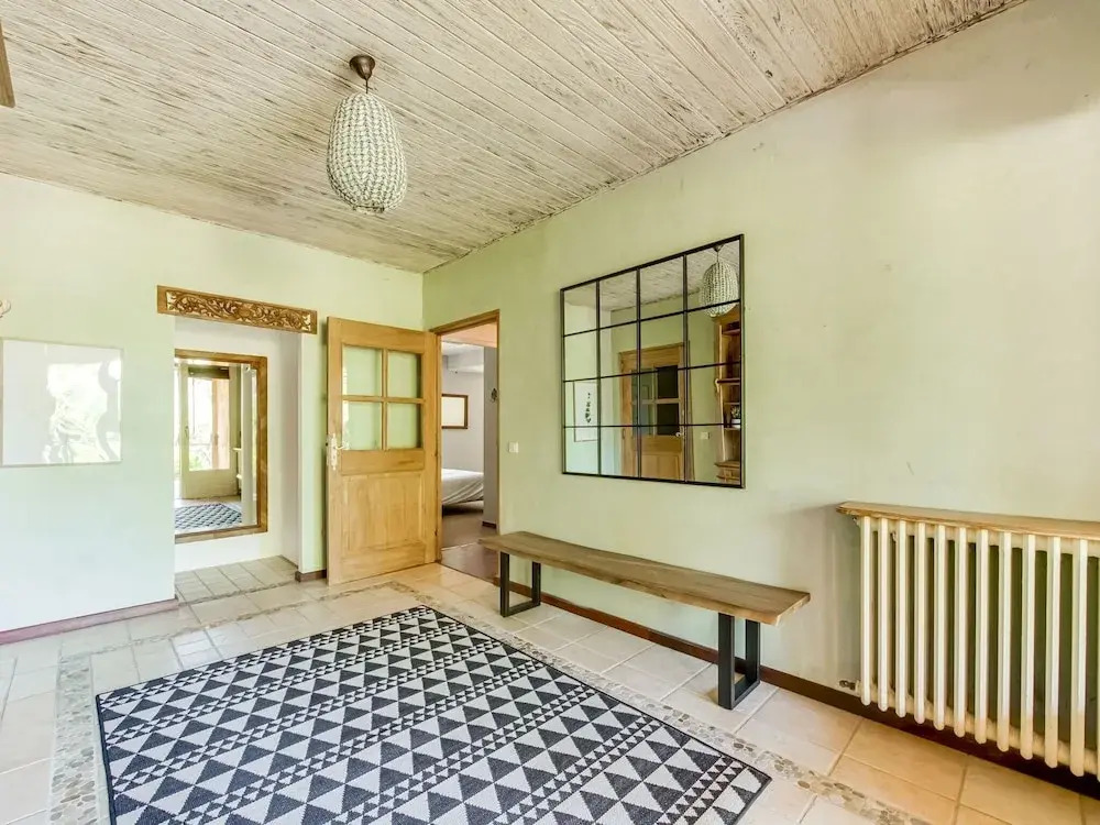 Secluded Holiday Home in La Croix Valmer Near Seabeac