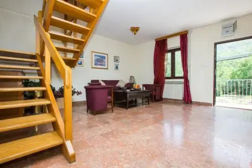 Apartment Macan