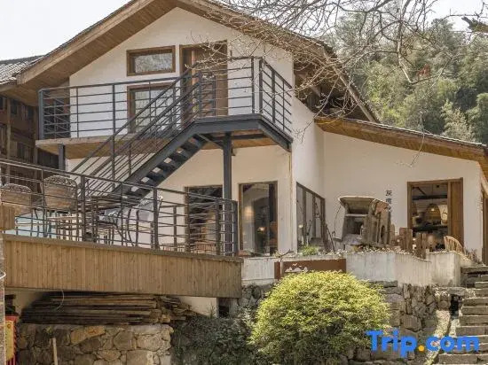 Huidu Yishe · Panxi Homestay (Meiling Shenlongtan)