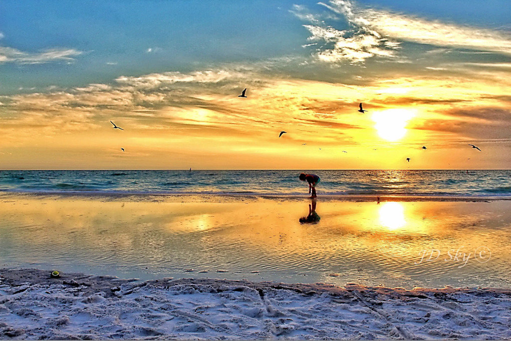 Treasure Island Beach Retreat Sleeps Up To 7