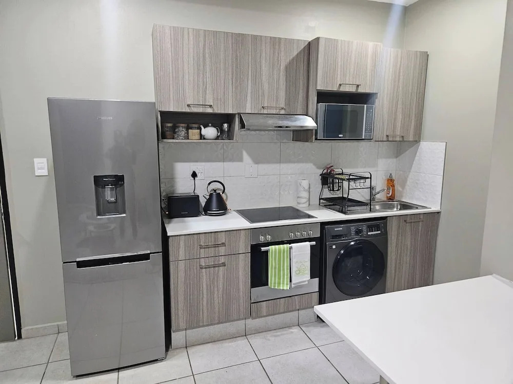 Modern and Cozy 1BR Unit at The Bolton Rosebank