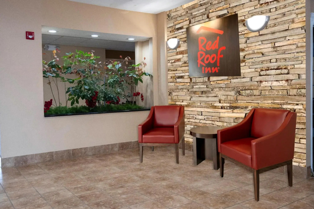 Red Roof Inn & Suites Houma