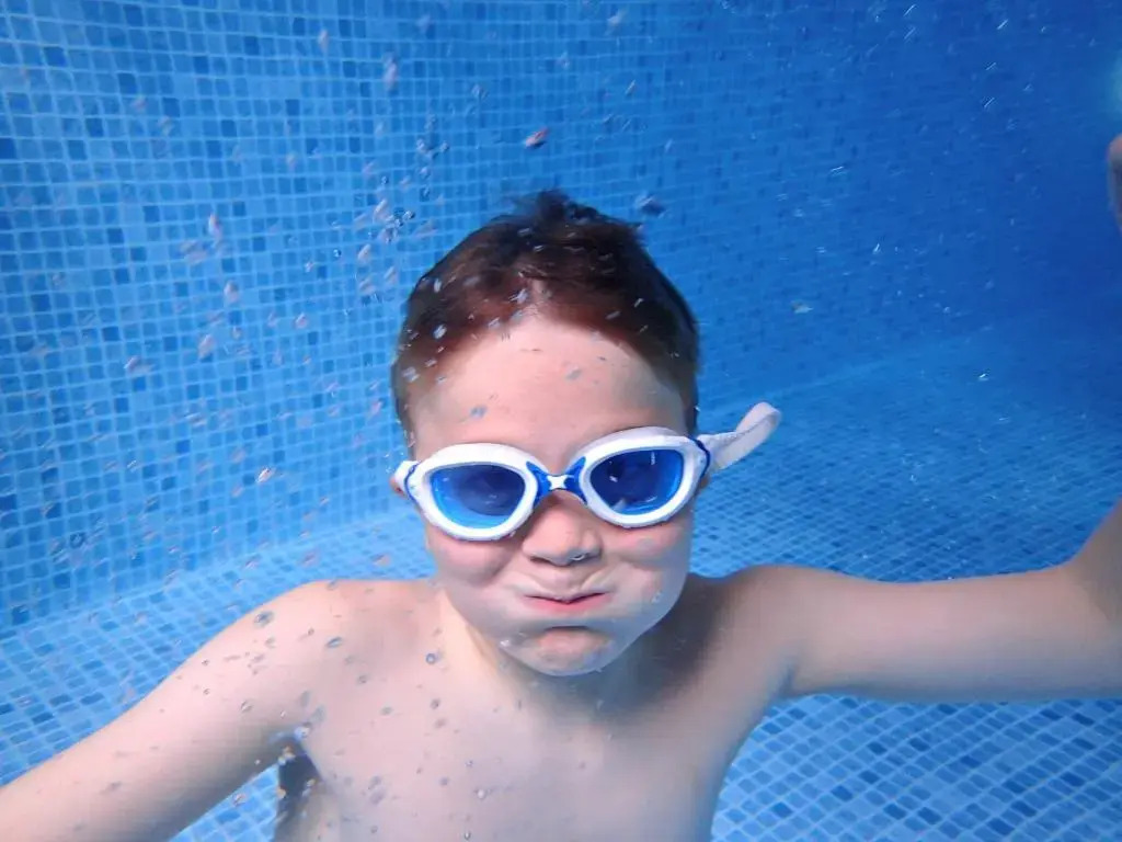 Holly Tree Hotel, Swimming Pool & Hot Tub