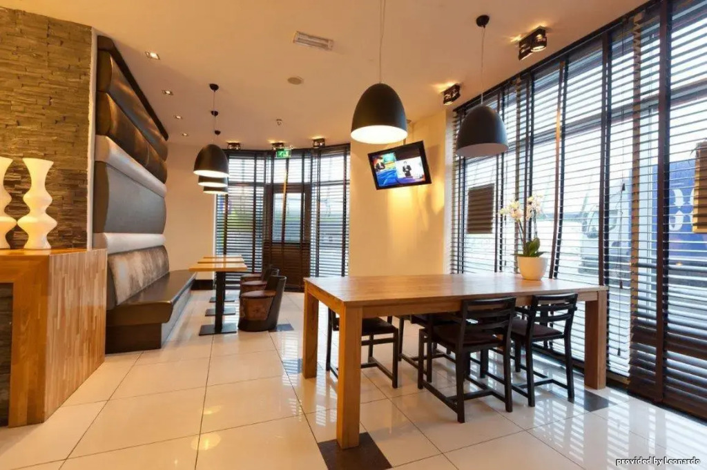XO Hotels Blue Tower