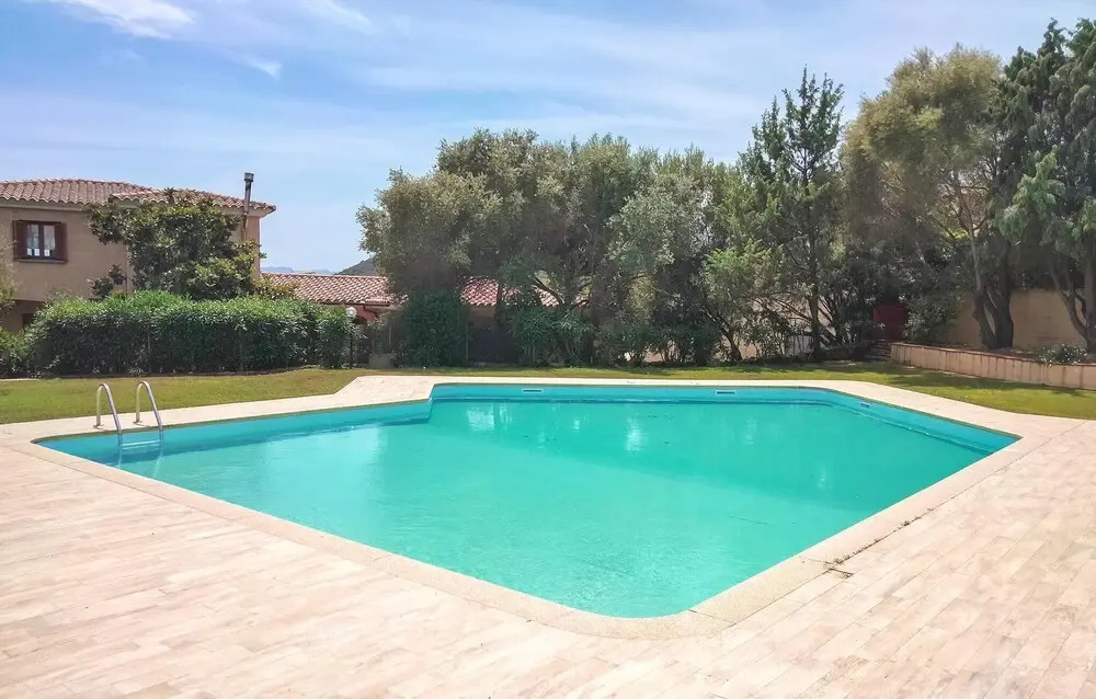 Beautiful Apartment in Monte Petrosu With Outdoor Swimming Pool and 3 Bedrooms