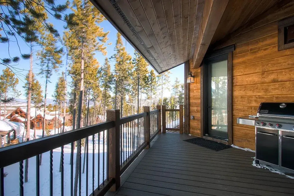 Slopeside Manor on Peak 8 by RedAwning