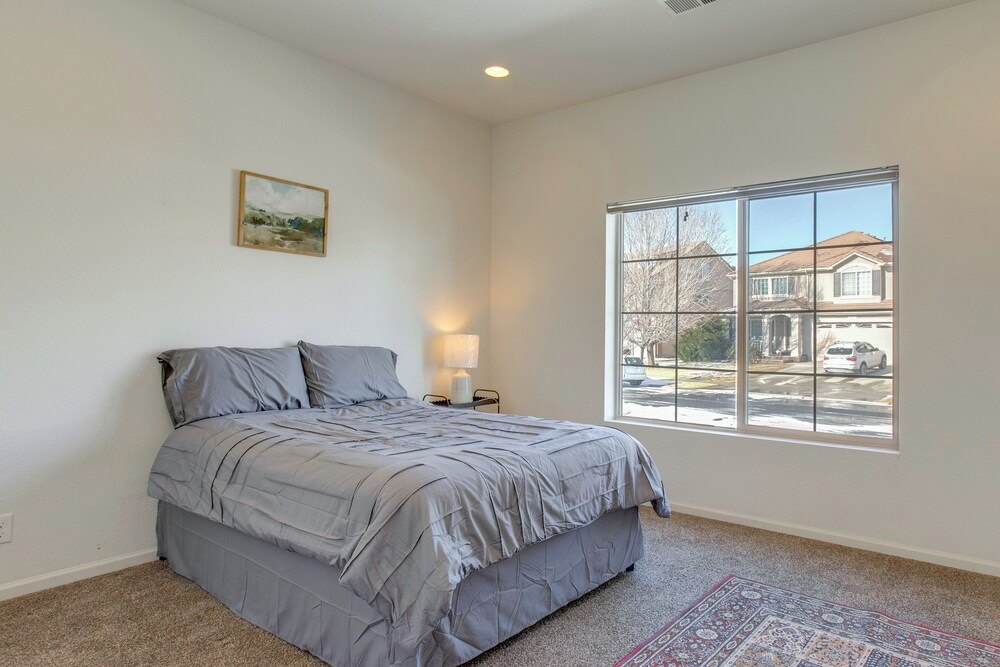 GVR Golf Retreat w/ Views! 9 Mi to Denver Airport