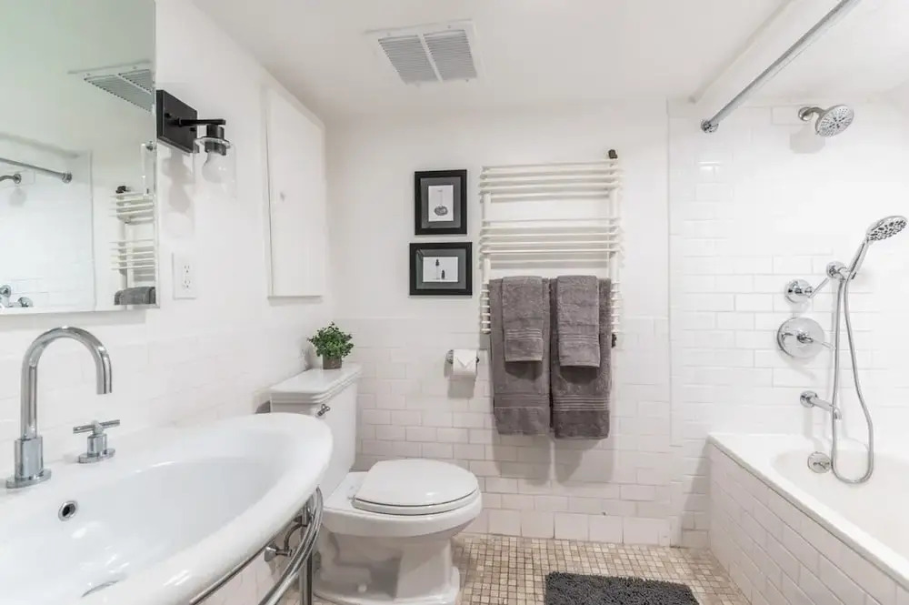 Adelphi I 3BR Ft Greene w Backyard Patio Porch