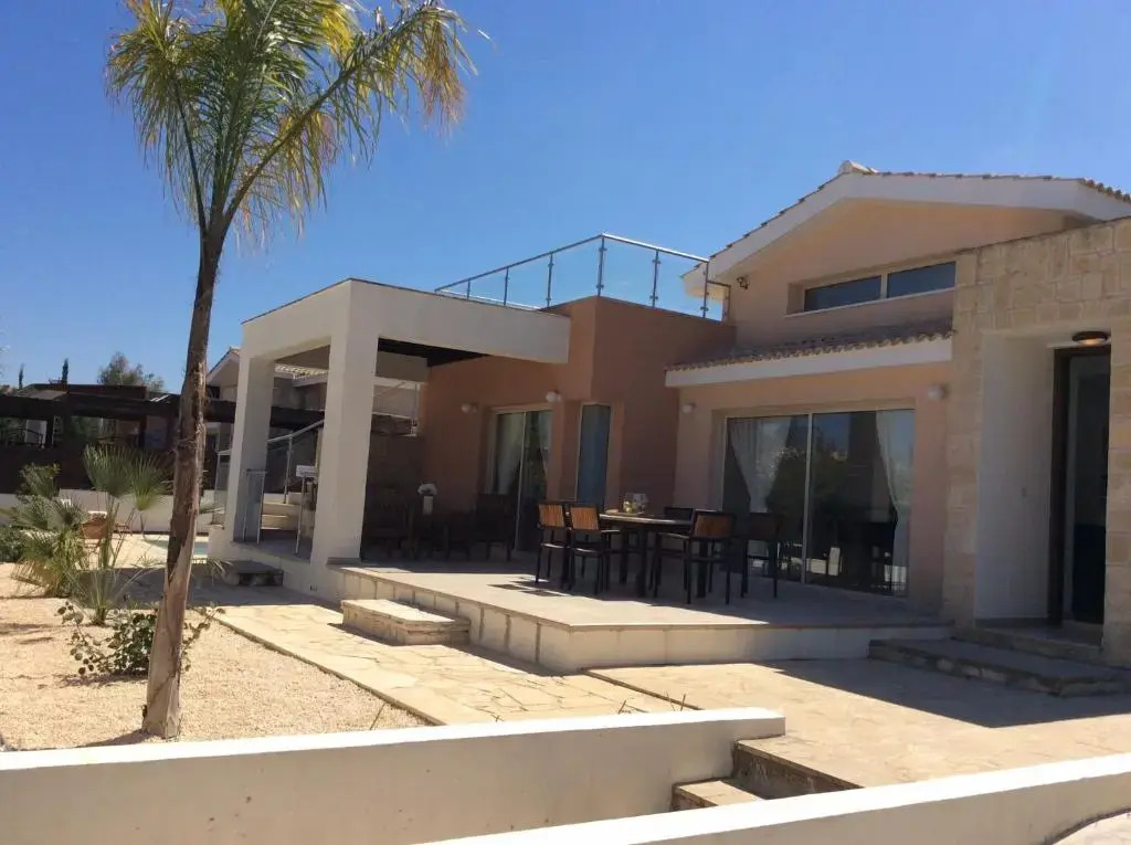 Dream House Latchi Villa
