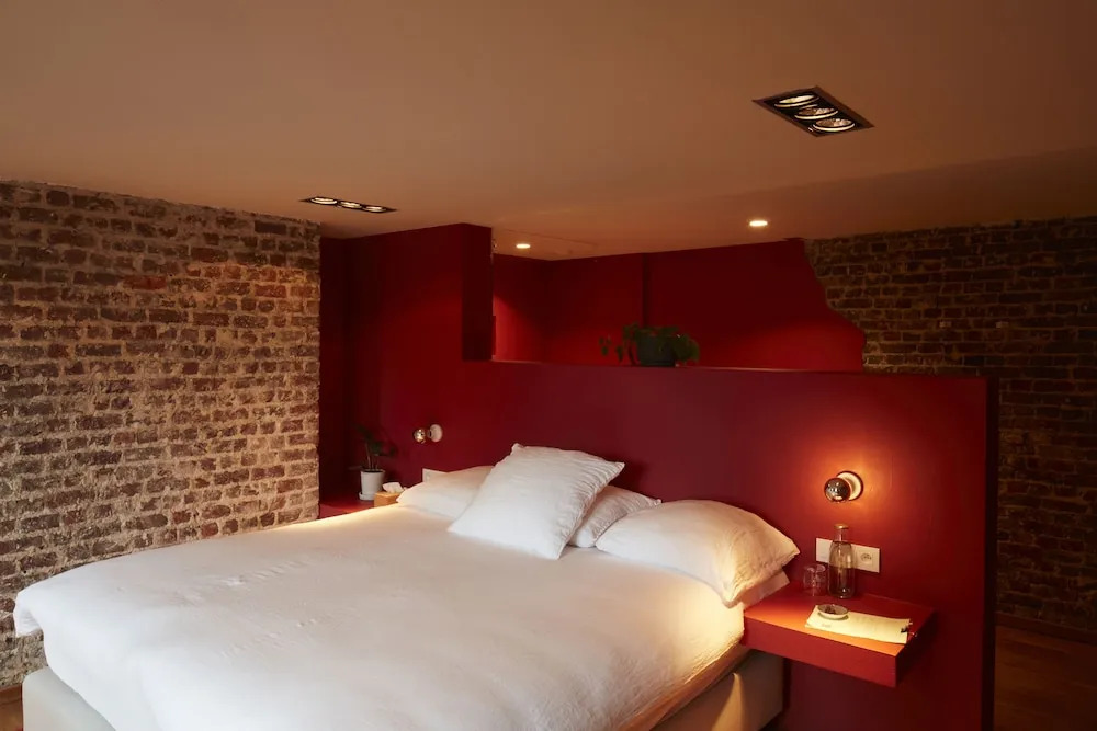 Chambre dAmis by Alix