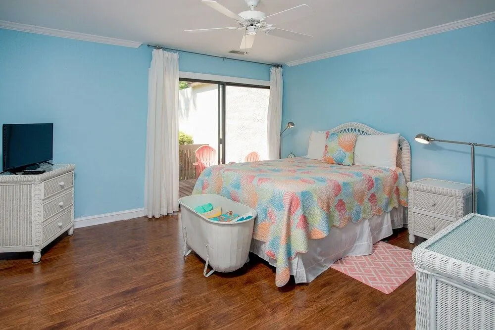 17 Lawton #166 - 2 Br Villa