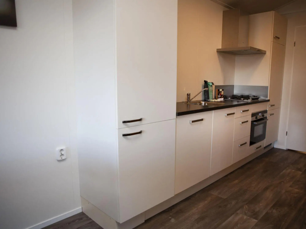 Comfortably Furnished Chalet with Porch near Veluwe
