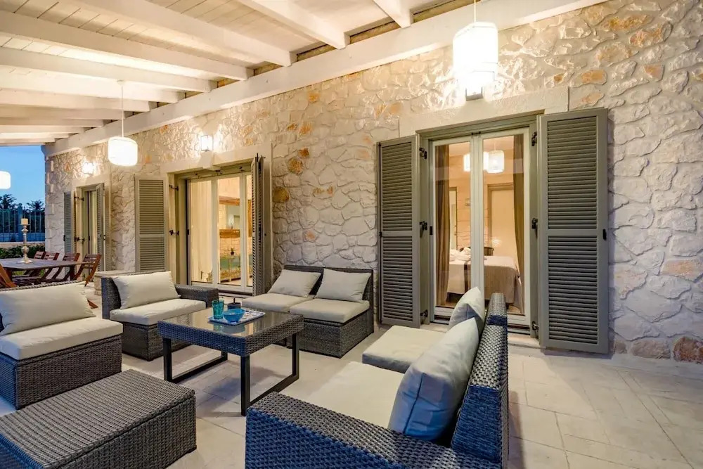 Zante Soleil - High-end Stone Villa With 4BD