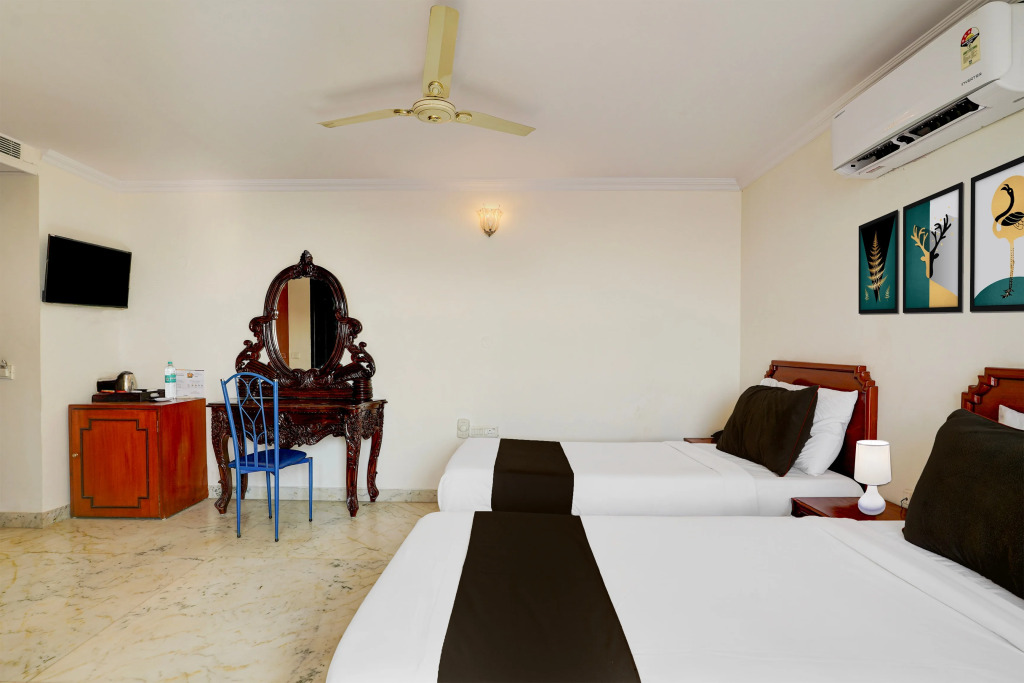 Townhouse Civil Aviation HAL Road