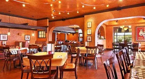 Courtyard Inn