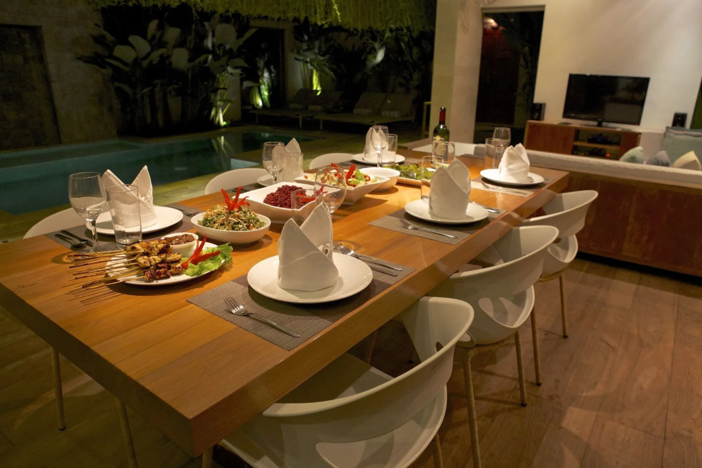 Villa Pantai Indah