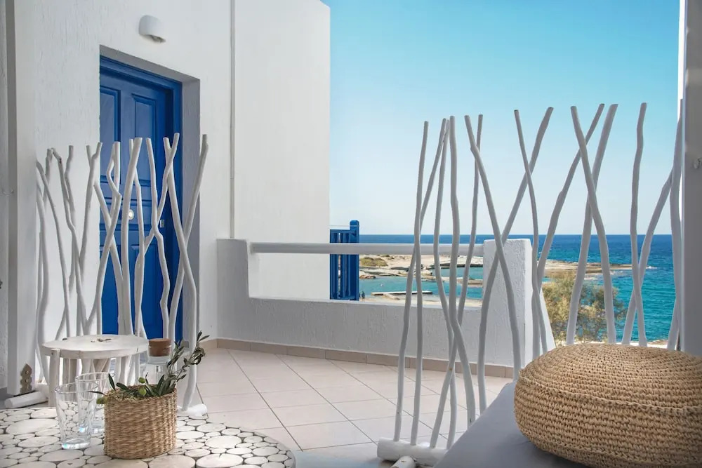 Perla Suites - Delmar Collection