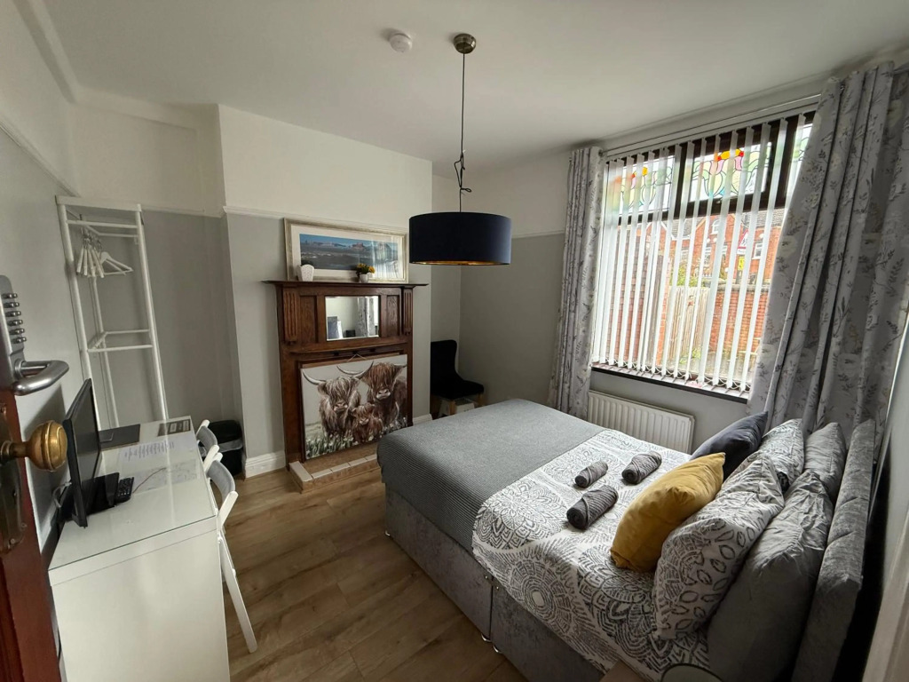 Crumlin Road Town House