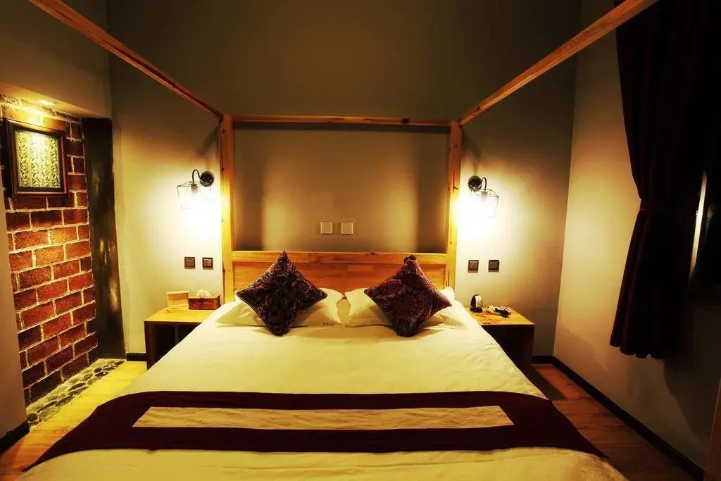 Dali Buxianshan Guesthouse-in Dali ancient city,english speaking, home cat, recommend by lonely plan net