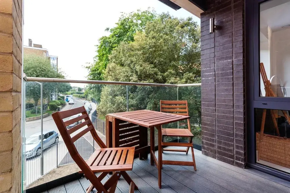 Veeve - Putney Heath