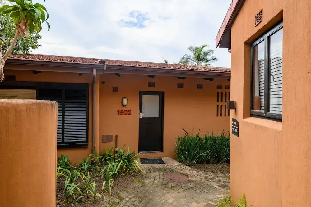 San Lameer Villa Rentals 10901