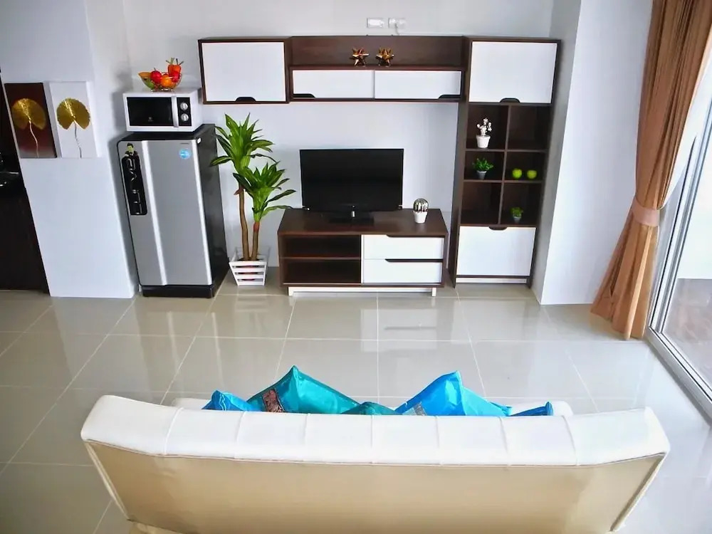 Bayshore Patong Studio