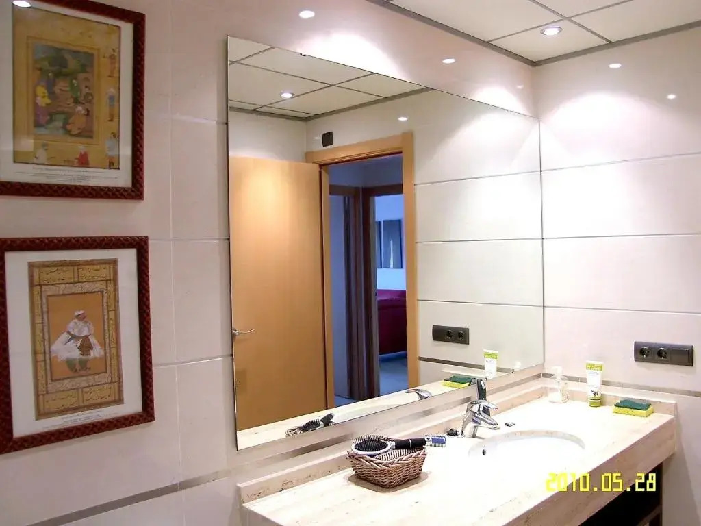 Apartment with 2 bedrooms in Mont roig Bahia with wonderful sea view shared pool enclosed garden 800 m from the beach