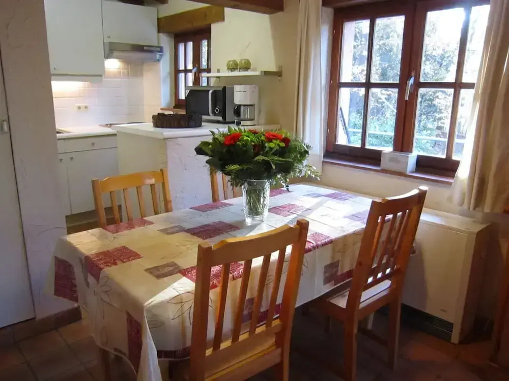 Cosy and Snug Holiday Home With Joint Swimming Pool