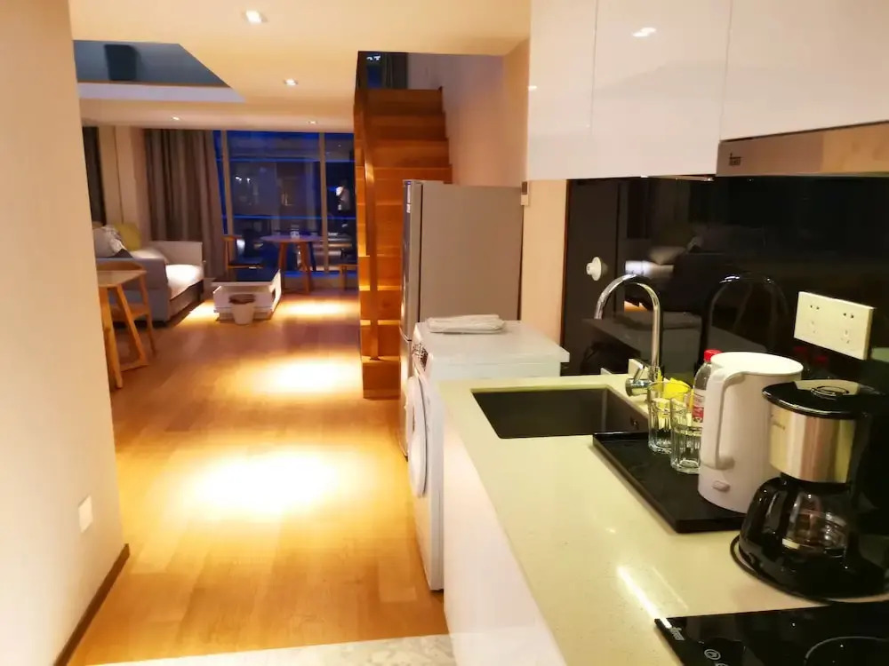 EFC Qingchengli Loft Apartment
