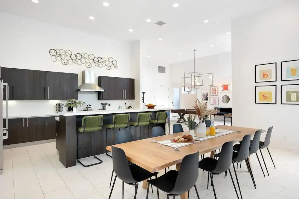 Polo Villa 7 by Avantstay Features Entertainer's Backyard + Game Room 260316 5 Bedrooms