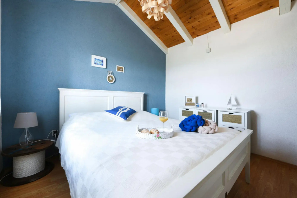 Villa Noa in Zadar with 3 bedrooms and 2 bathrooms