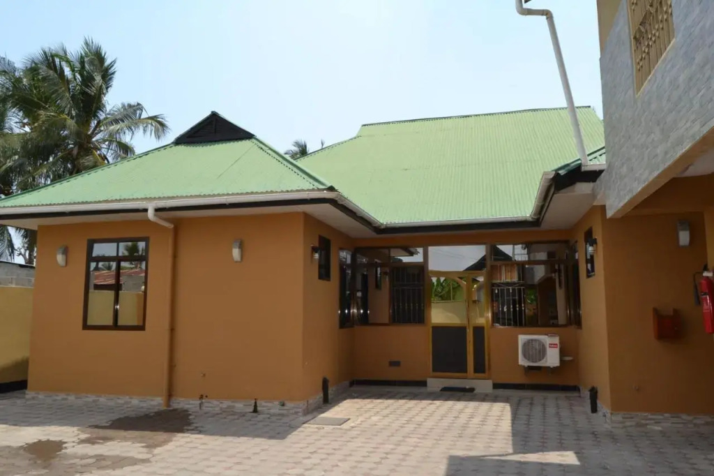 Barcelona Lodge